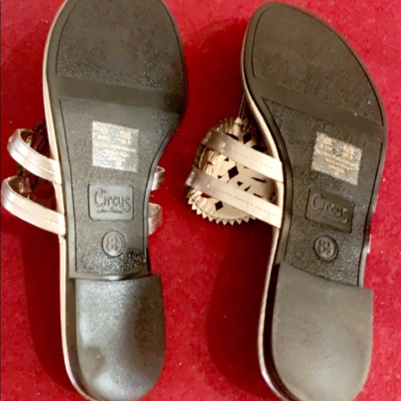 SANDALS - Picture 3 of 3